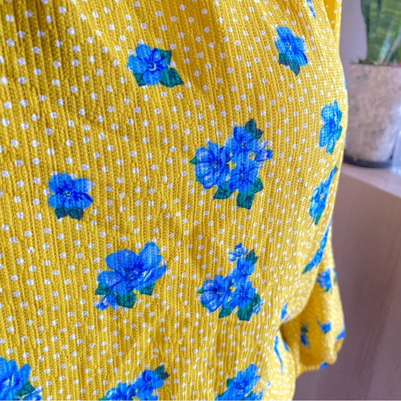 No boundaries size 2X women’s blouse, long sleeve shared neckline, yellow blue - Picture 9 of 15